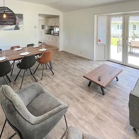 Holiday home Stunning In With Indoor Swimming Pool, Wifi And 3 Bedrooms Otterlo